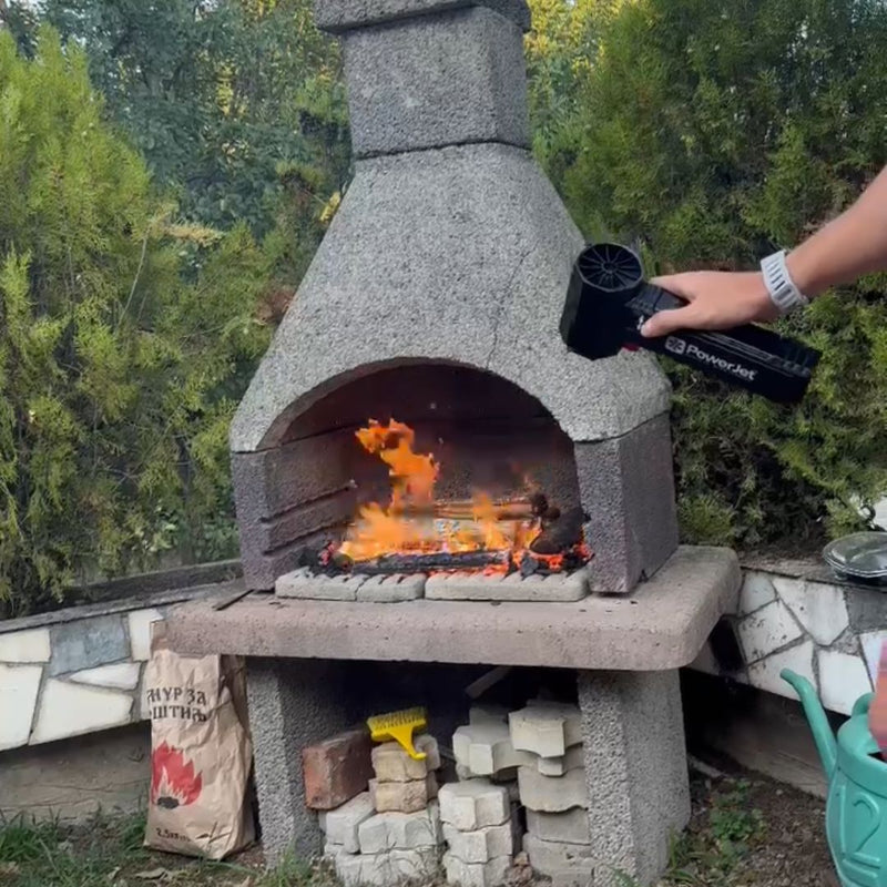 Grill und Asche